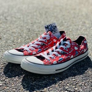 Converse Chuck Taylor Low  “Hello Kitty”
